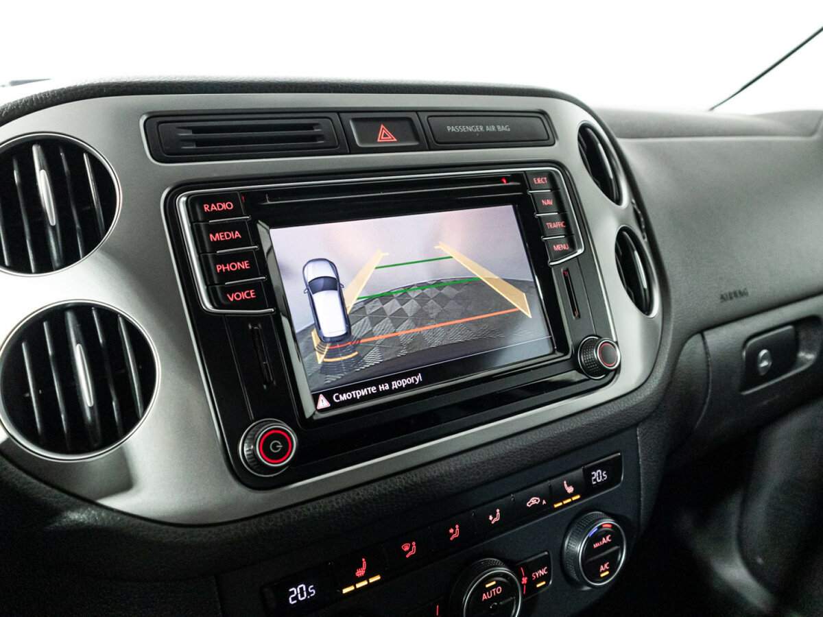 Купить Volkswagen Tiguan с пробегом. Фото: #15