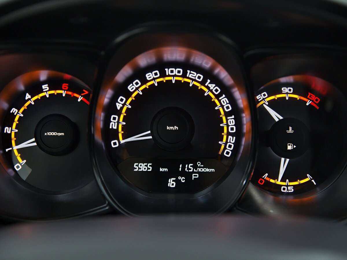 Купить Lada (ВАЗ) Vesta с пробегом. Фото: #11