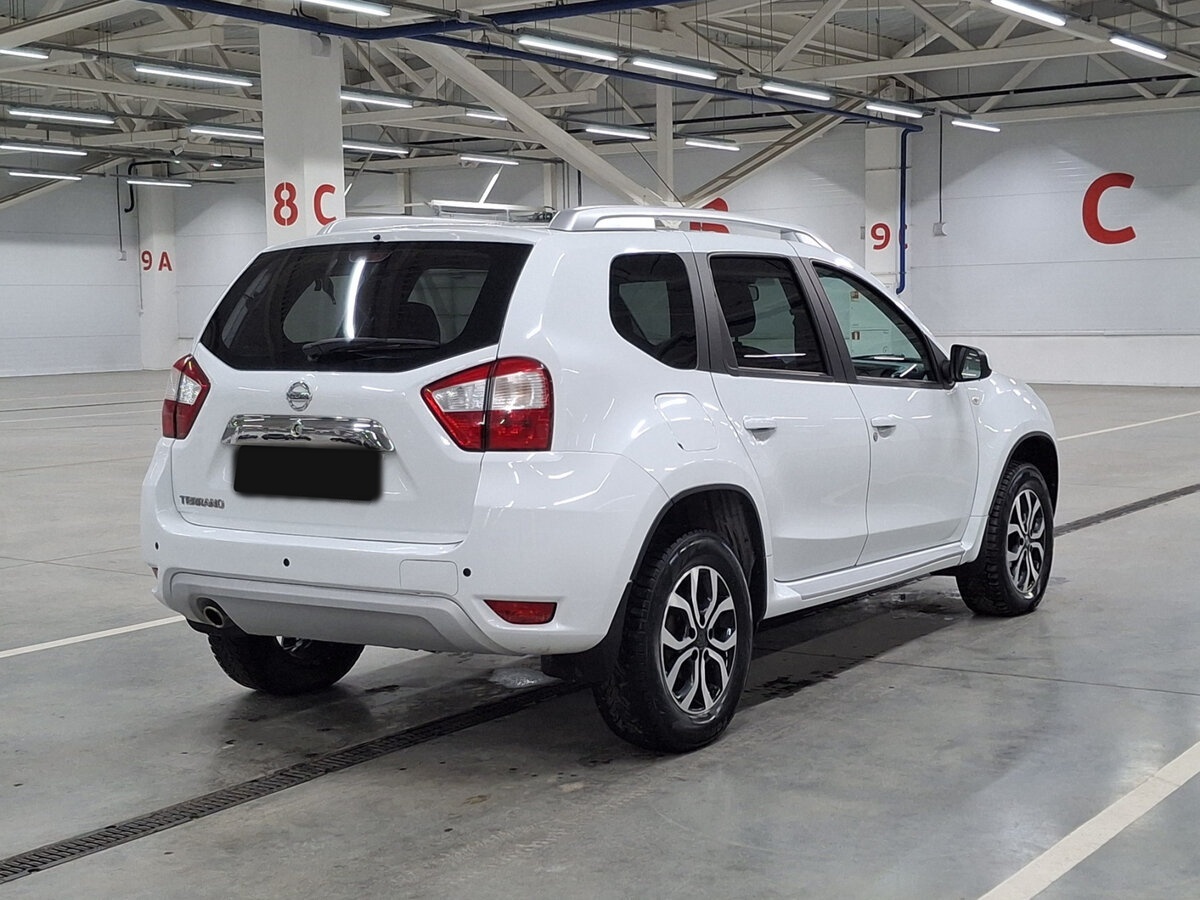 Купить Nissan Terrano с пробегом. Фото: #4