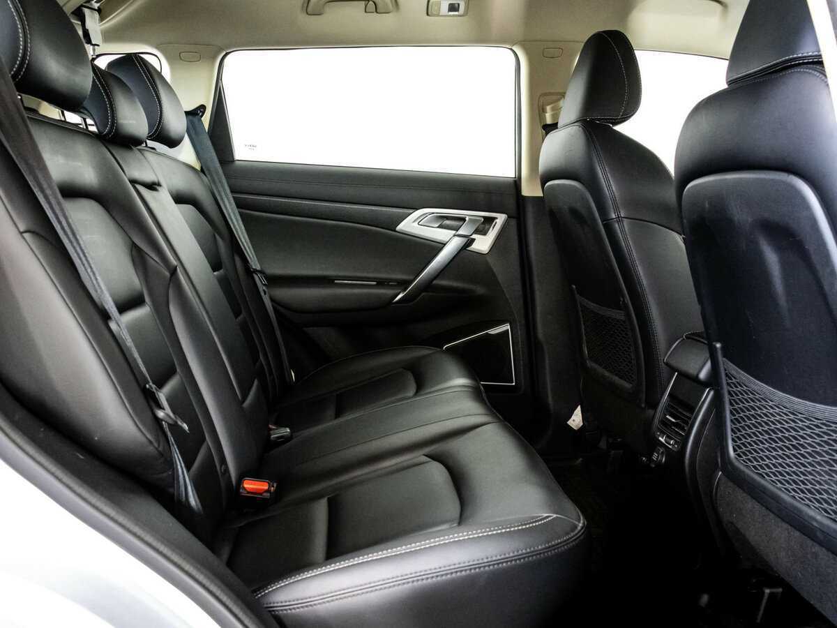 Купить Geely Atlas с пробегом. Фото: #17