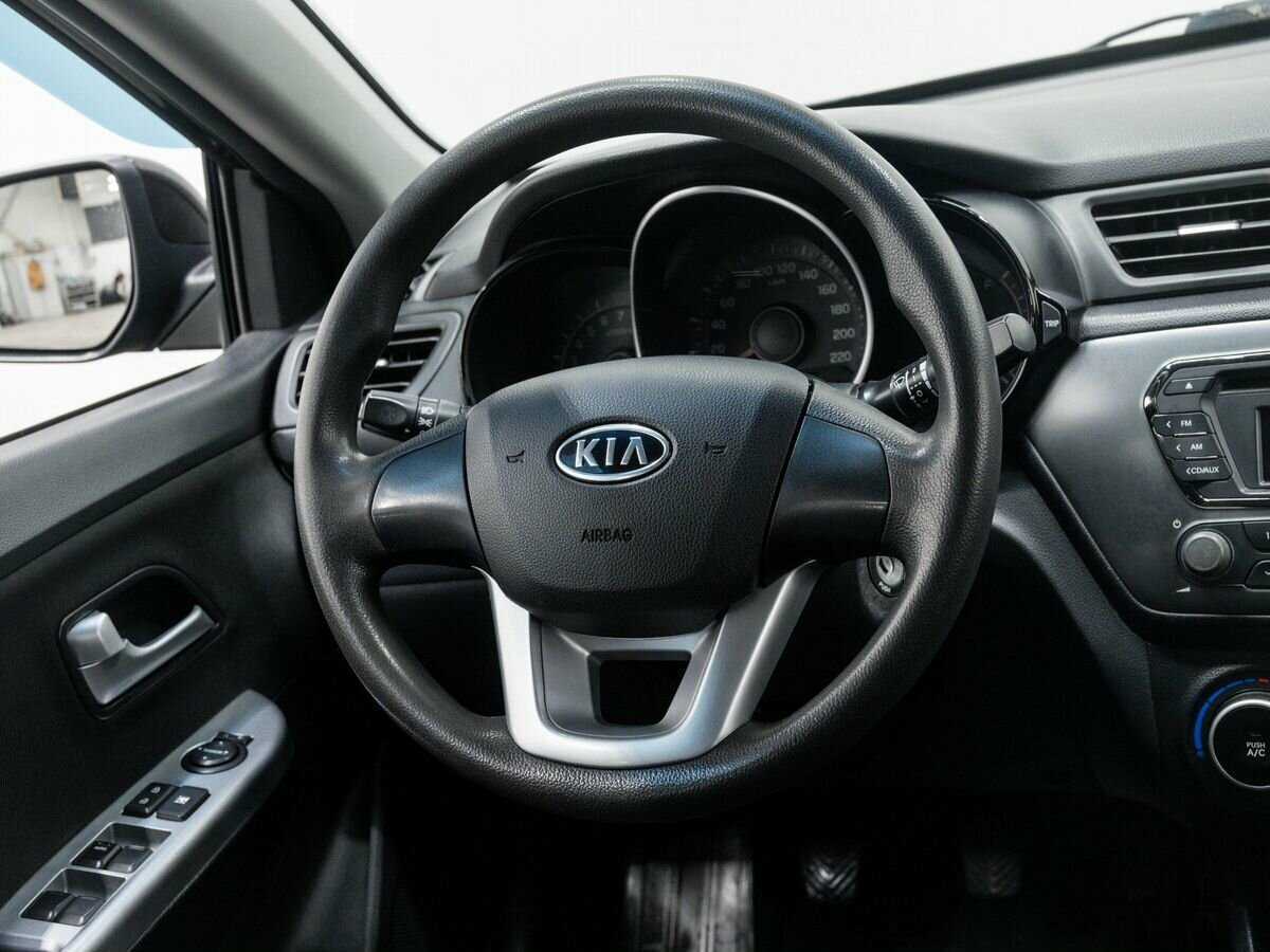 Купить Kia Rio с пробегом. Фото: #7