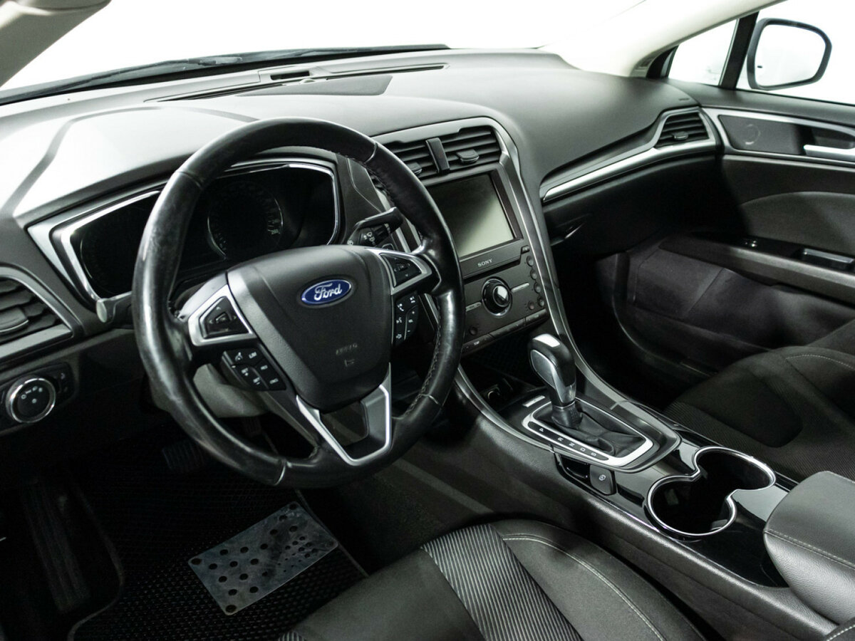 Купить Ford Mondeo с пробегом. Фото: #10