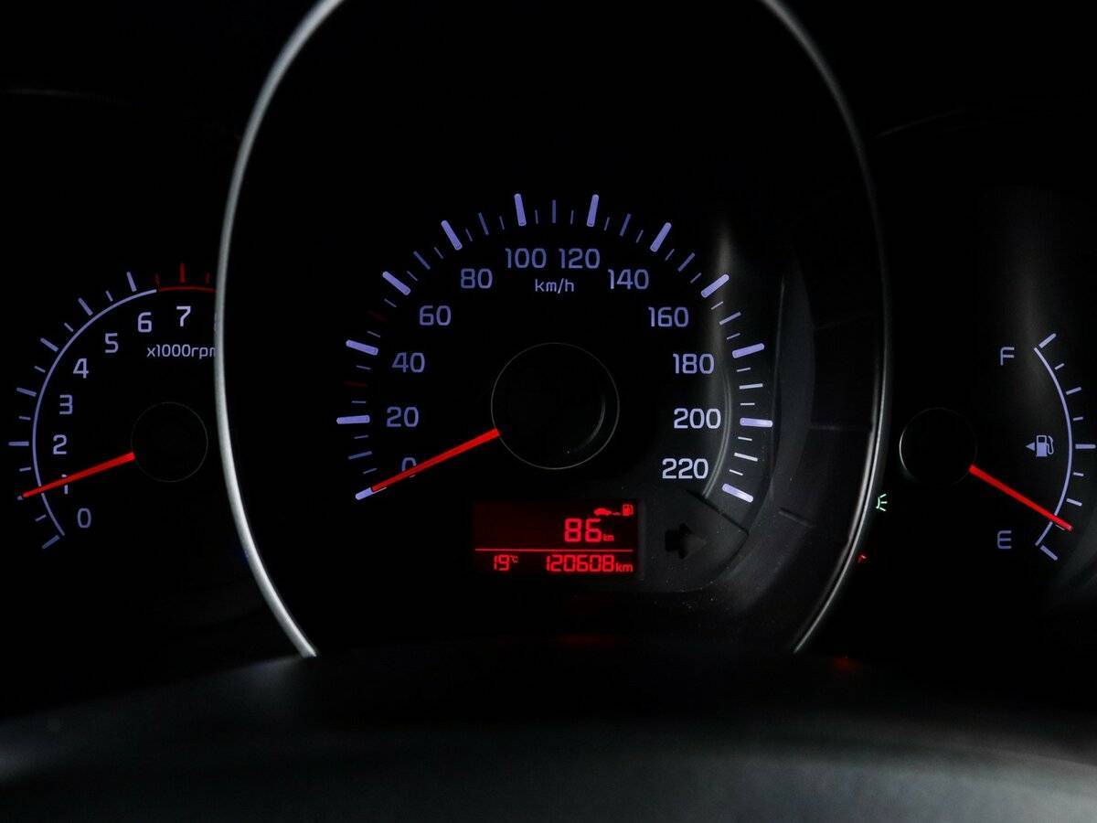 Купить Kia Rio с пробегом. Фото: #7