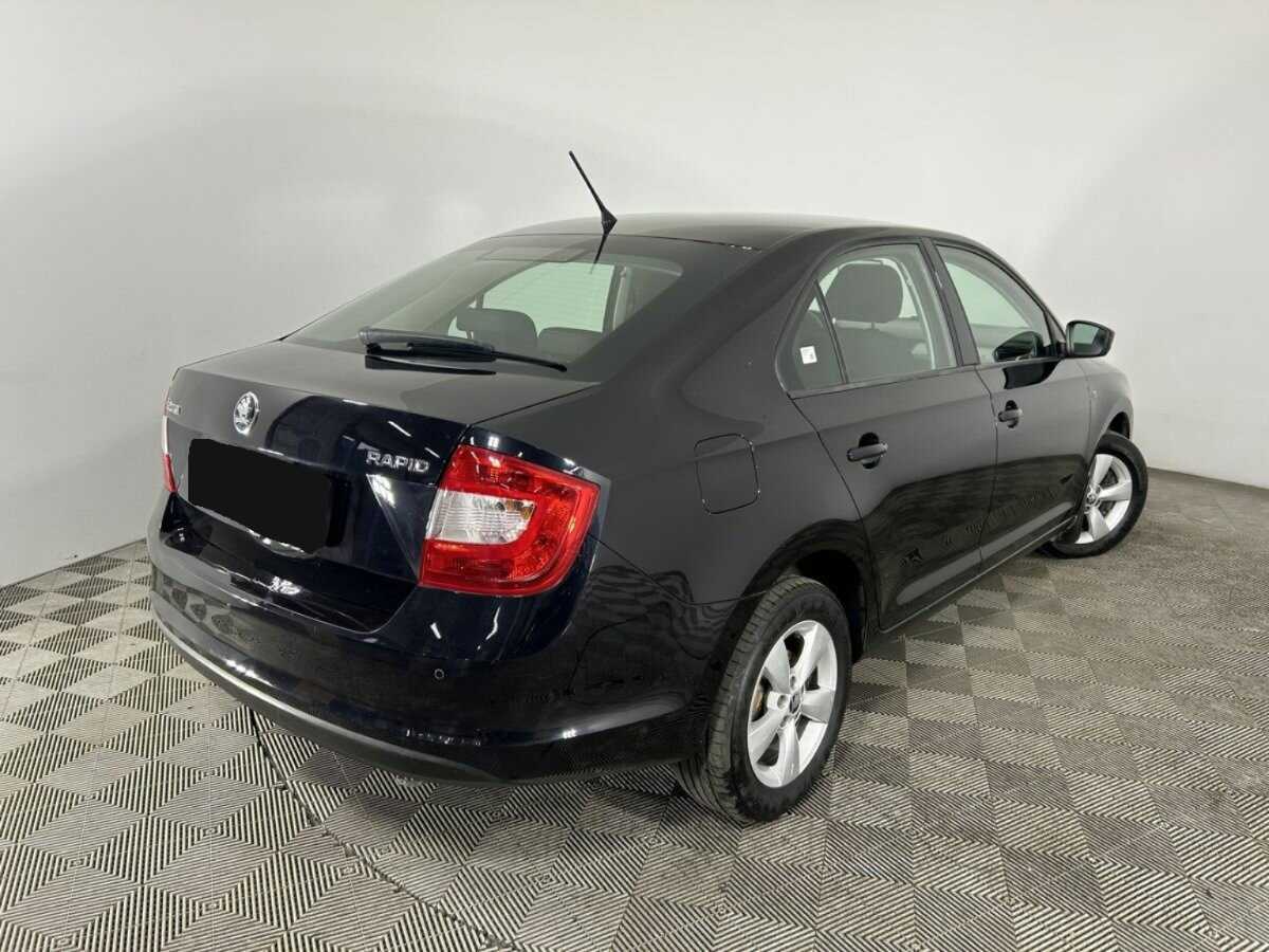 Купить Skoda Rapid с пробегом. Фото: #5