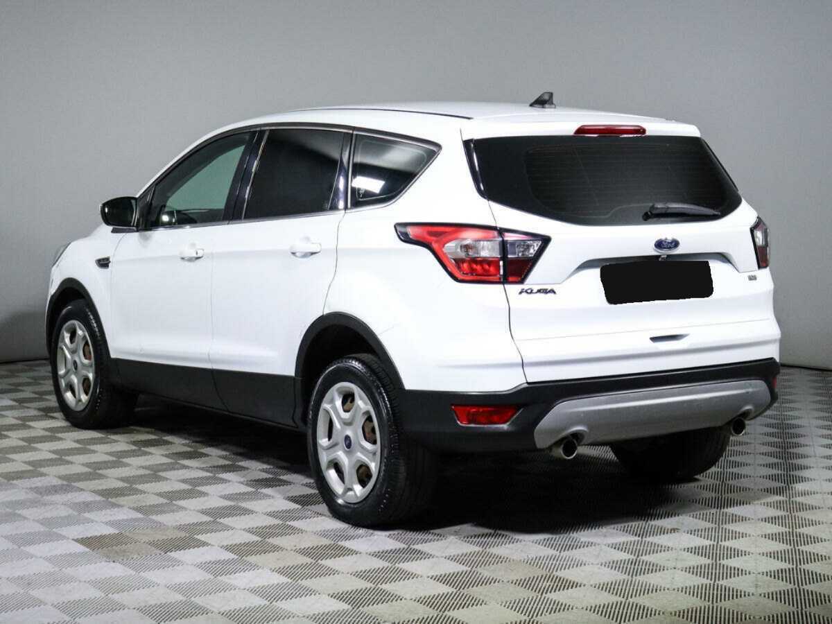Купить Ford Kuga с пробегом. Фото: #5