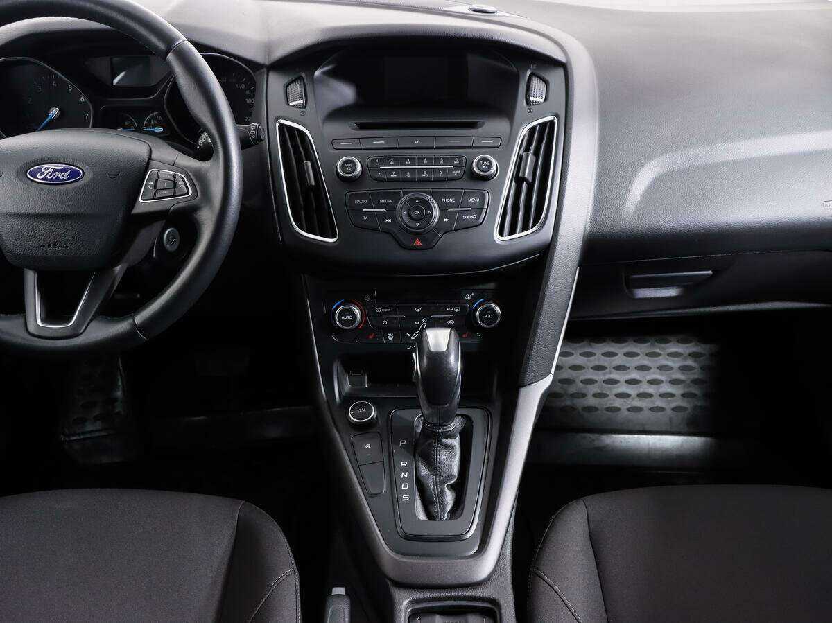 Купить Ford Focus с пробегом. Фото: #11