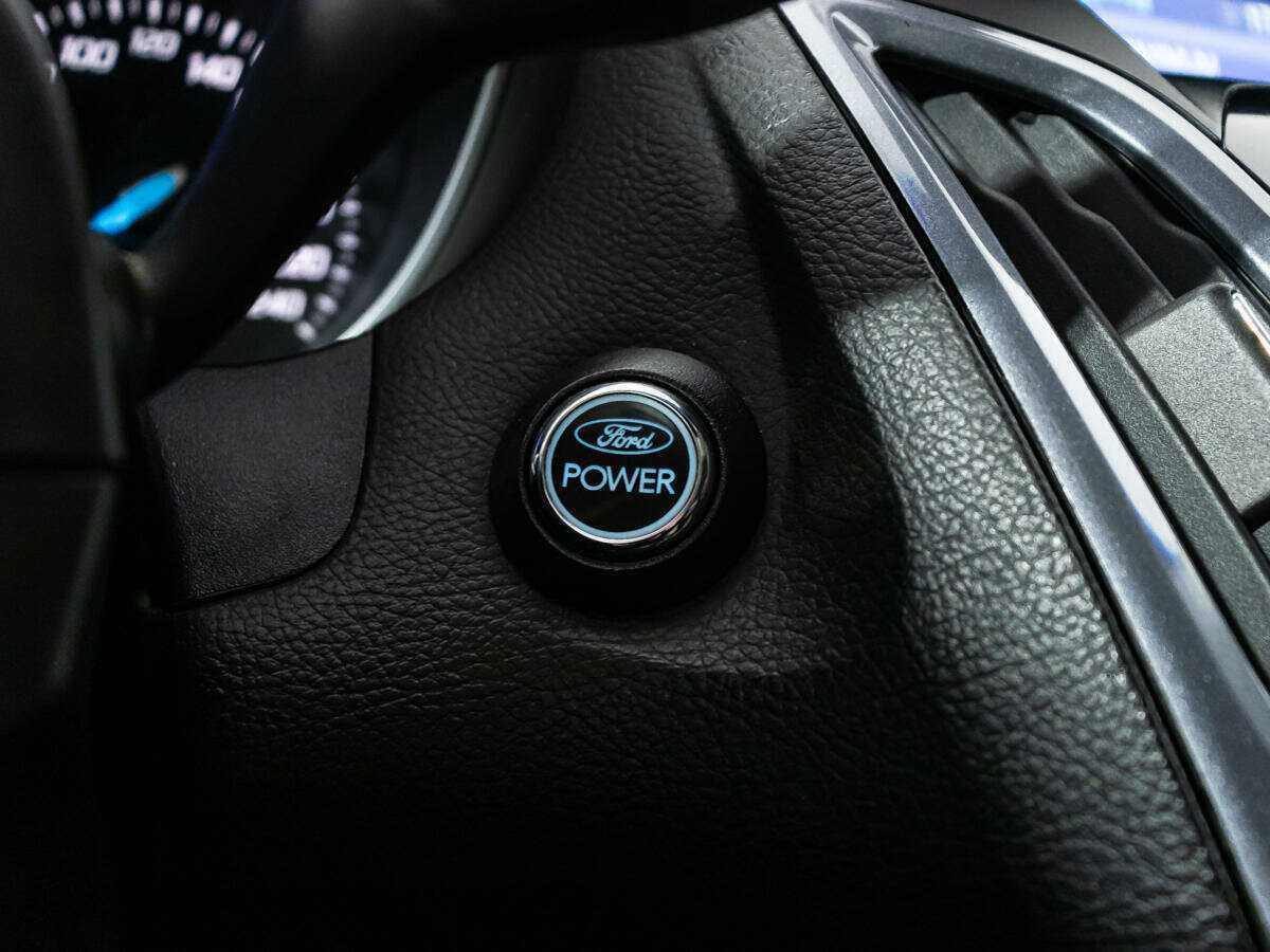 Купить Ford Focus с пробегом. Фото: #15