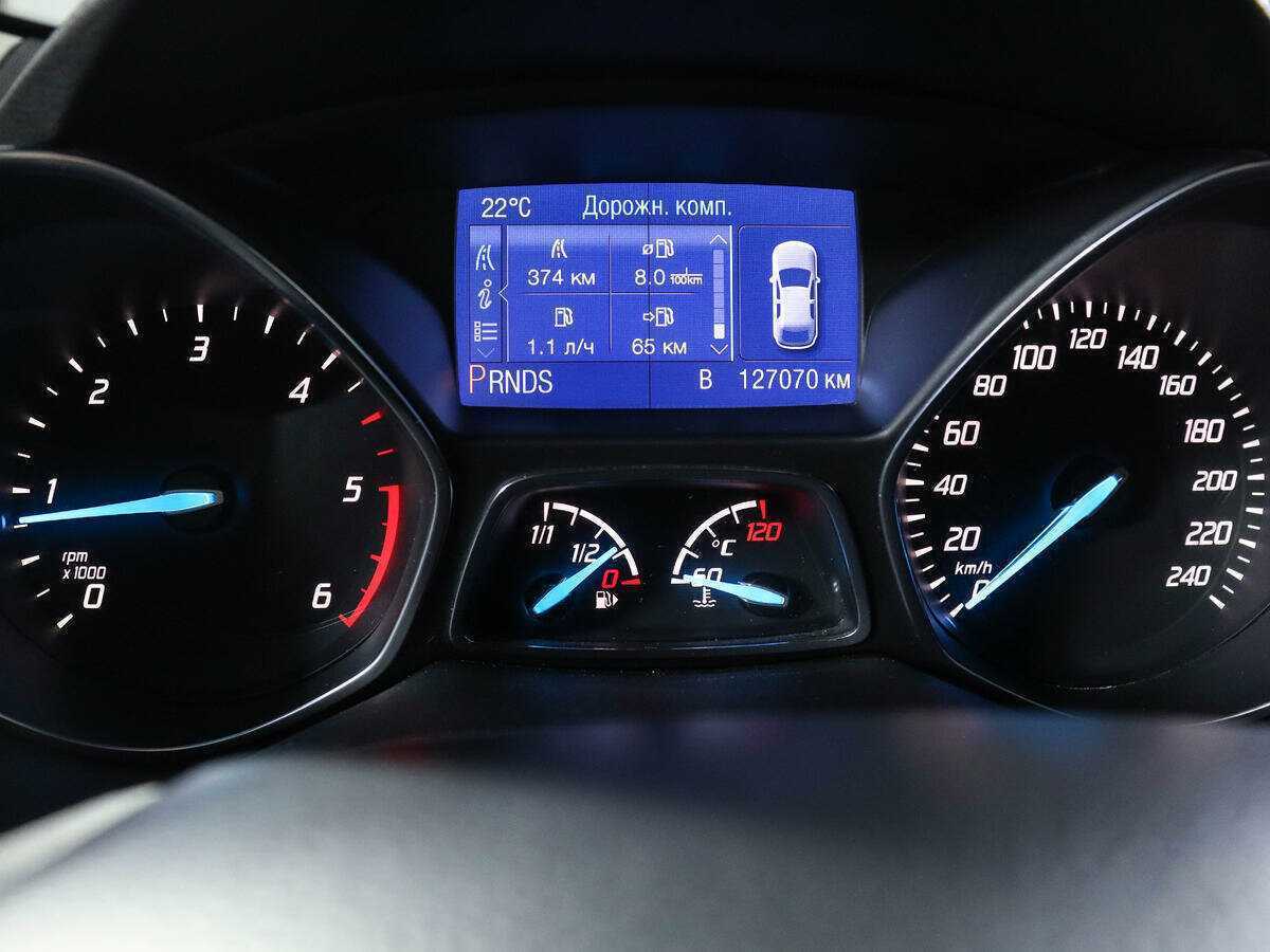 Купить Ford Kuga с пробегом. Фото: #10