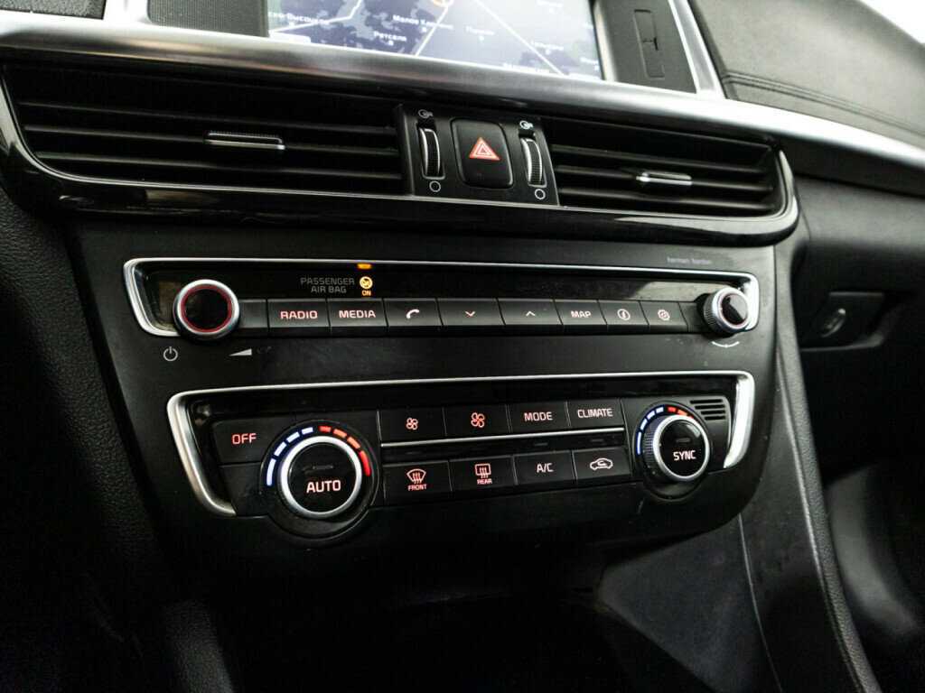 Купить Kia Optima с пробегом. Фото: #17