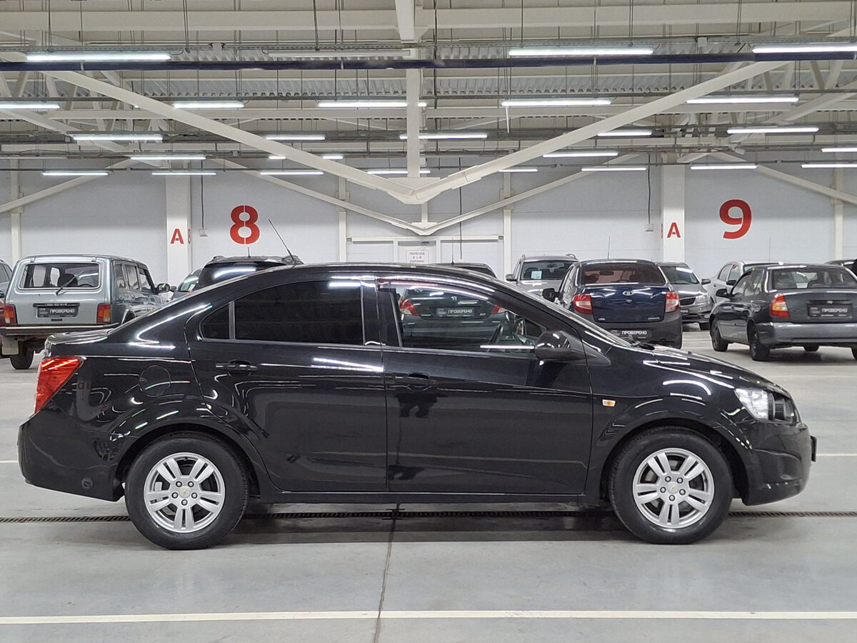 Купить Chevrolet Aveo с пробегом. Фото: #3