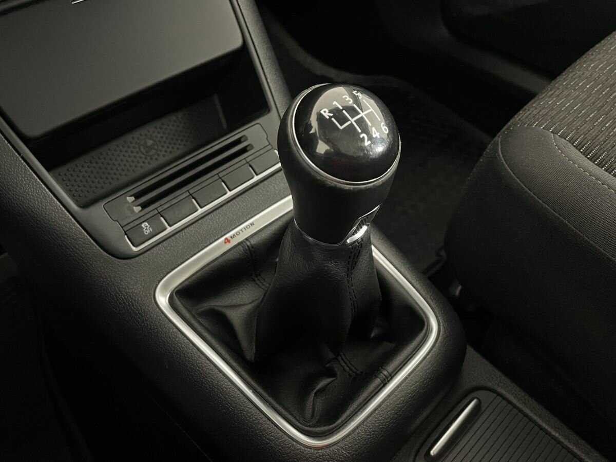 Купить Volkswagen Tiguan с пробегом. Фото: #12