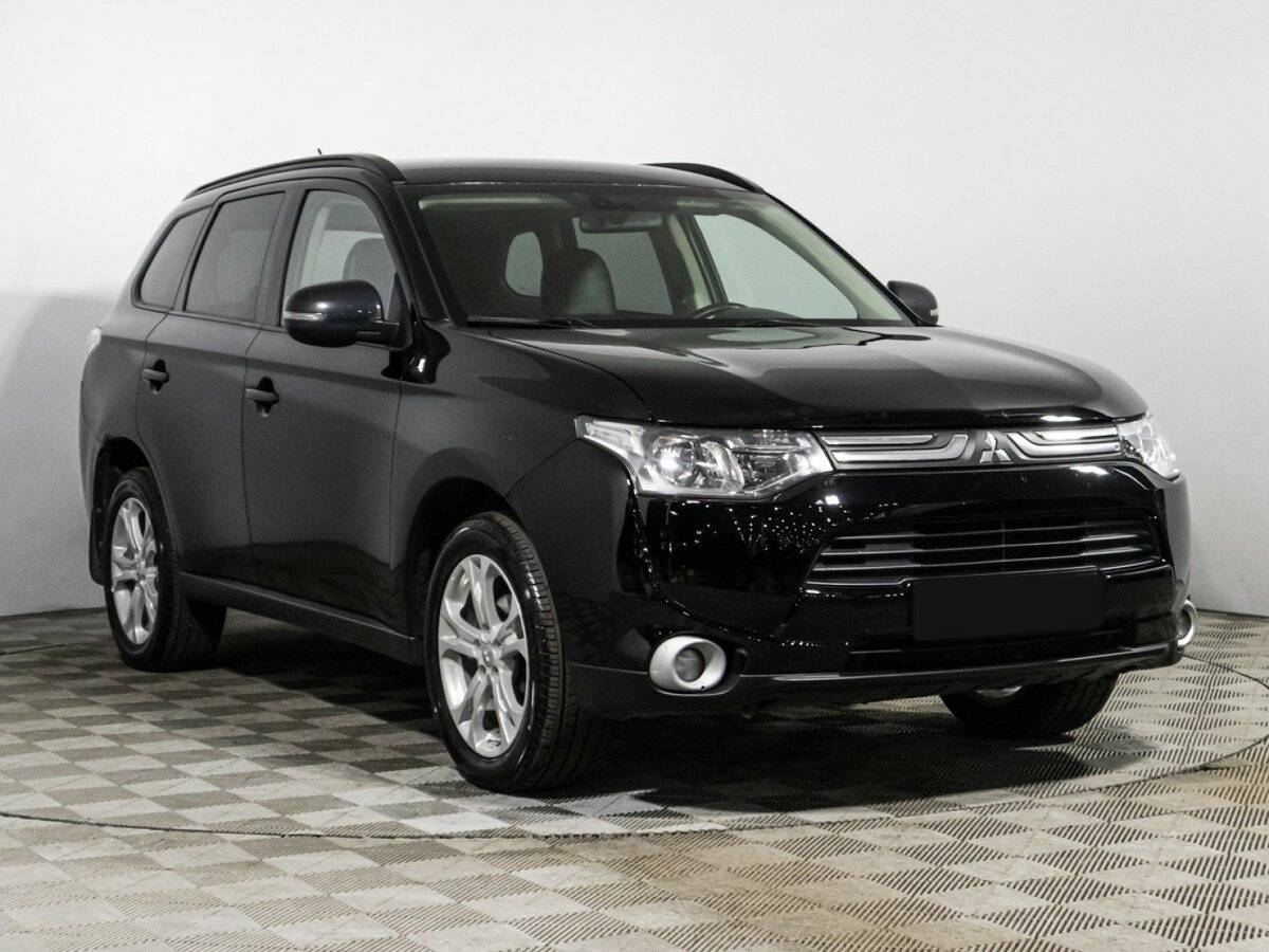 Купить Mitsubishi Outlander с пробегом. Фото: #2