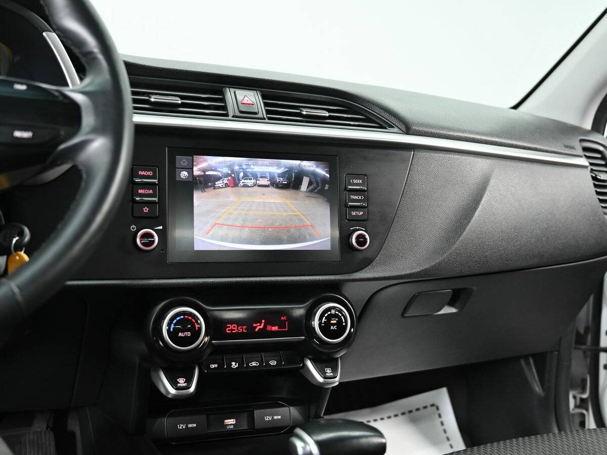 Купить Kia Rio с пробегом. Фото: #9