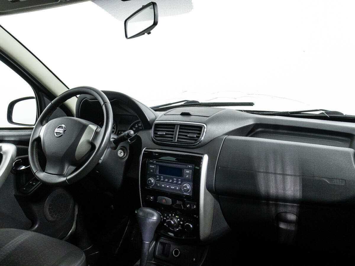 Купить Nissan Terrano с пробегом. Фото: #8