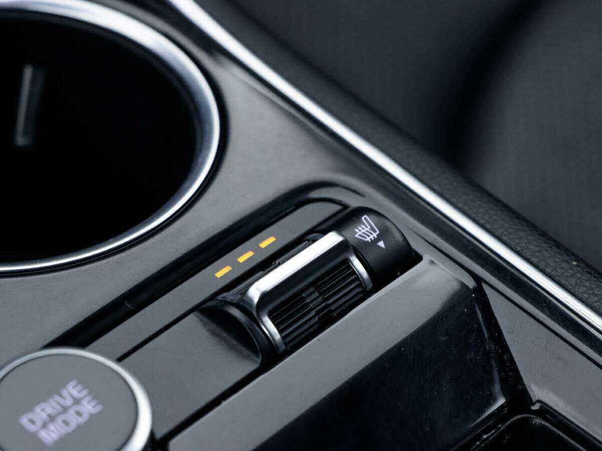 Купить Kia K5 с пробегом. Фото: #16