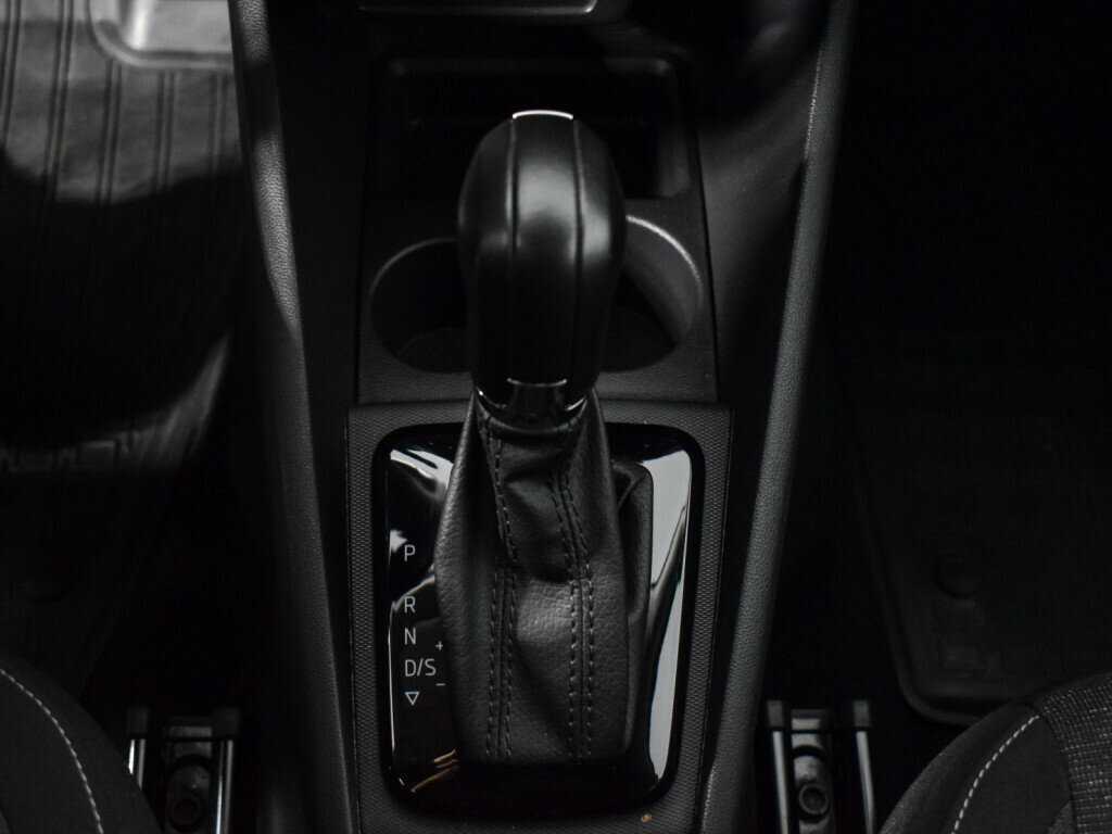 Купить Volkswagen Polo с пробегом. Фото: #11