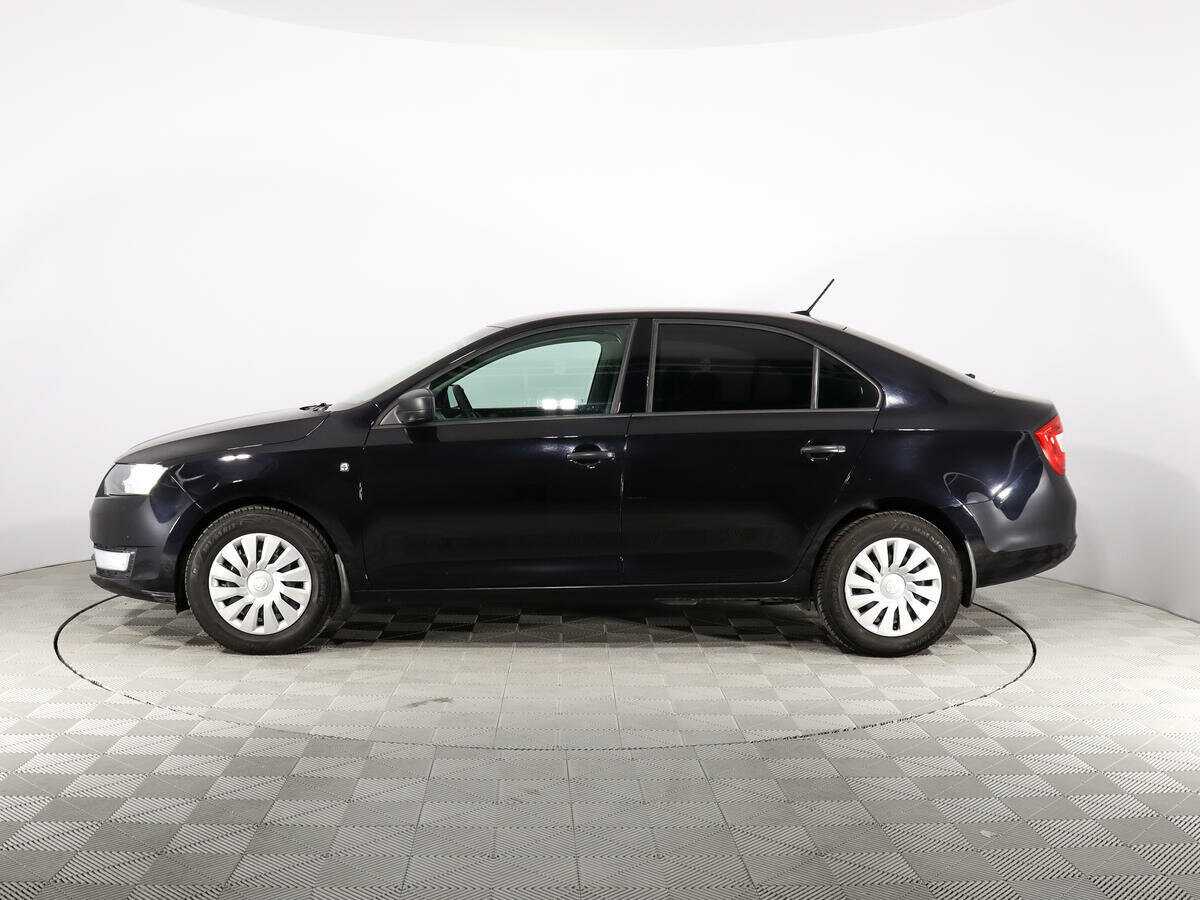 Купить Skoda Rapid с пробегом. Фото: #3
