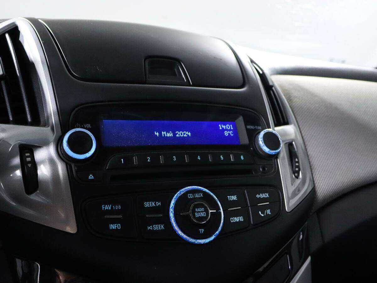 Купить Chevrolet Cruze с пробегом. Фото: #11