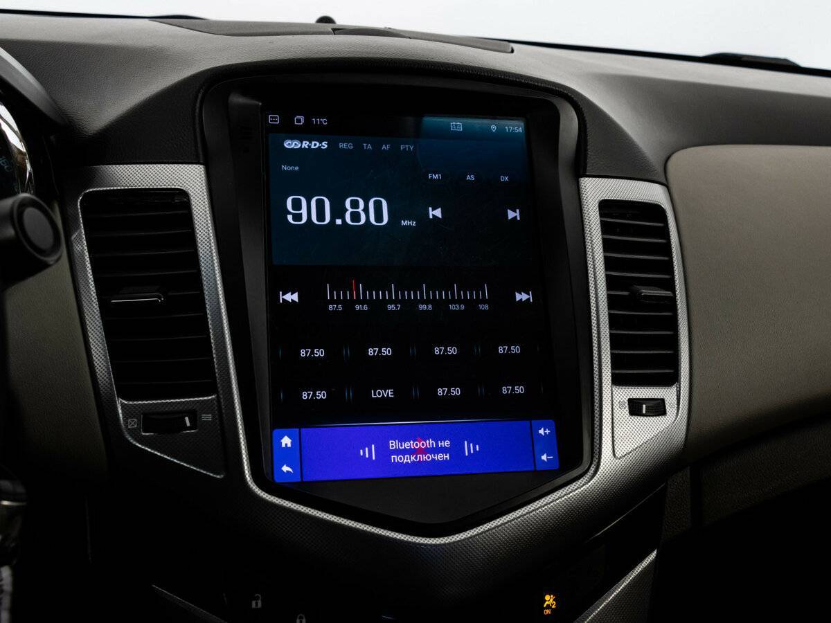 Купить Chevrolet Cruze с пробегом. Фото: #10