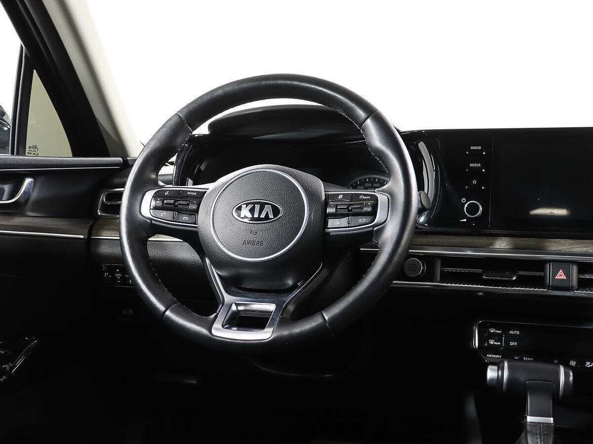 Купить Kia K5 с пробегом. Фото: #10