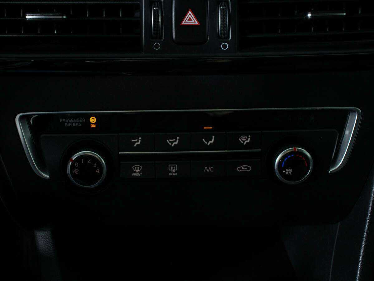 Купить Kia Optima с пробегом. Фото: #17