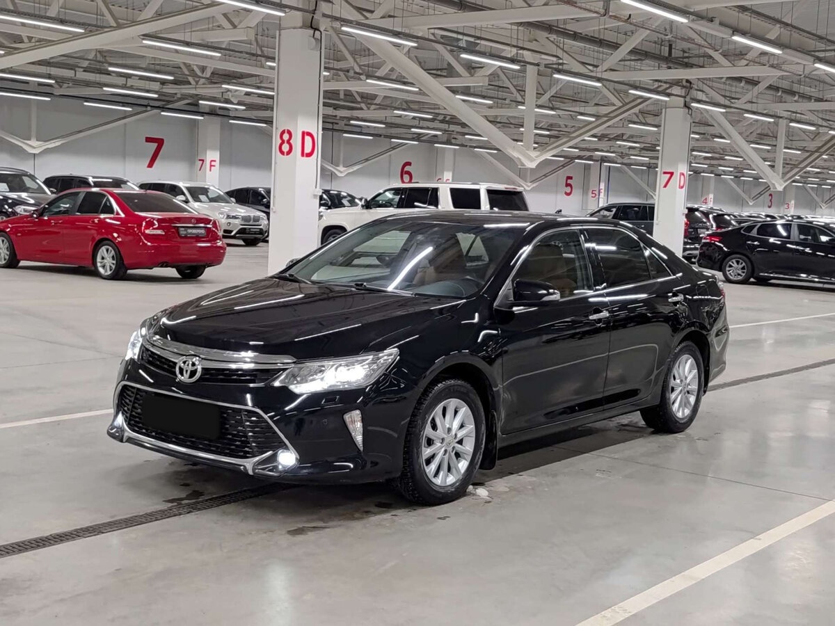 Купить Toyota Camry с пробегом. Посмотреть фото