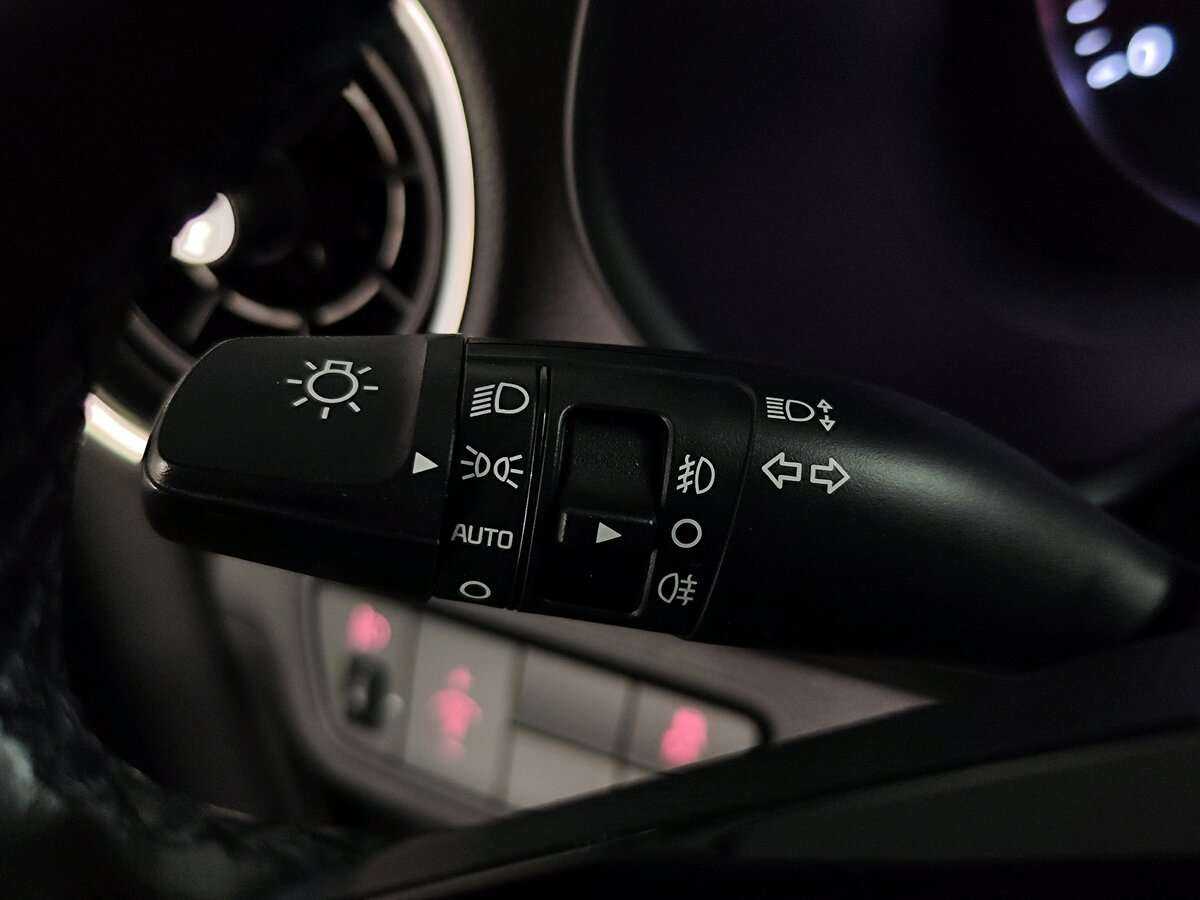 Купить Kia Cerato с пробегом. Фото: #18