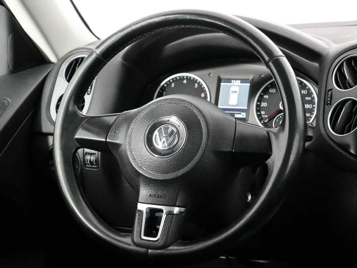 Купить Volkswagen Tiguan с пробегом. Фото: #14
