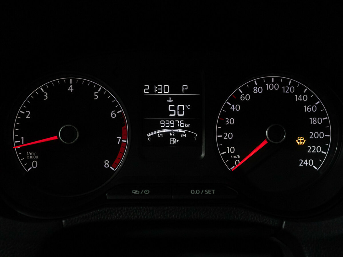 Купить Volkswagen Polo с пробегом. Фото: #11