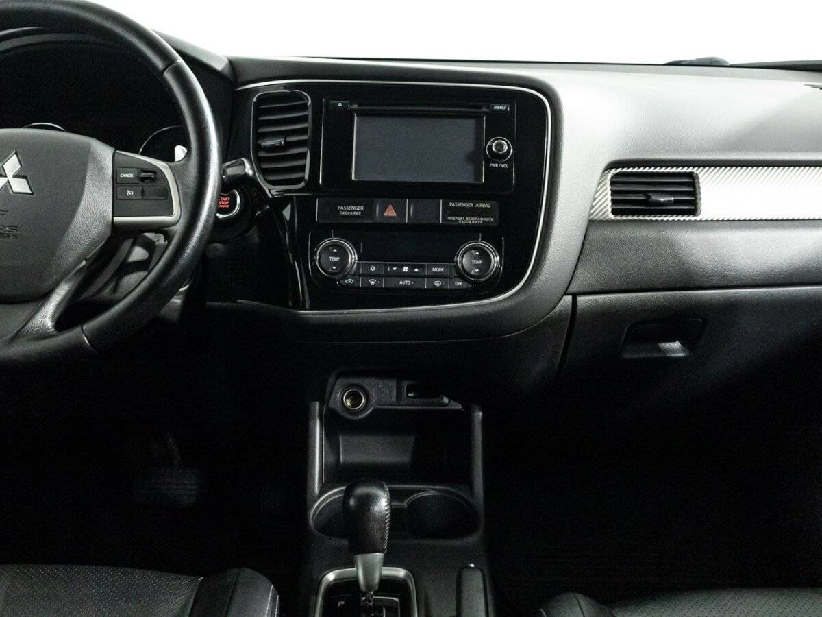 Купить Mitsubishi Outlander с пробегом. Фото: #13