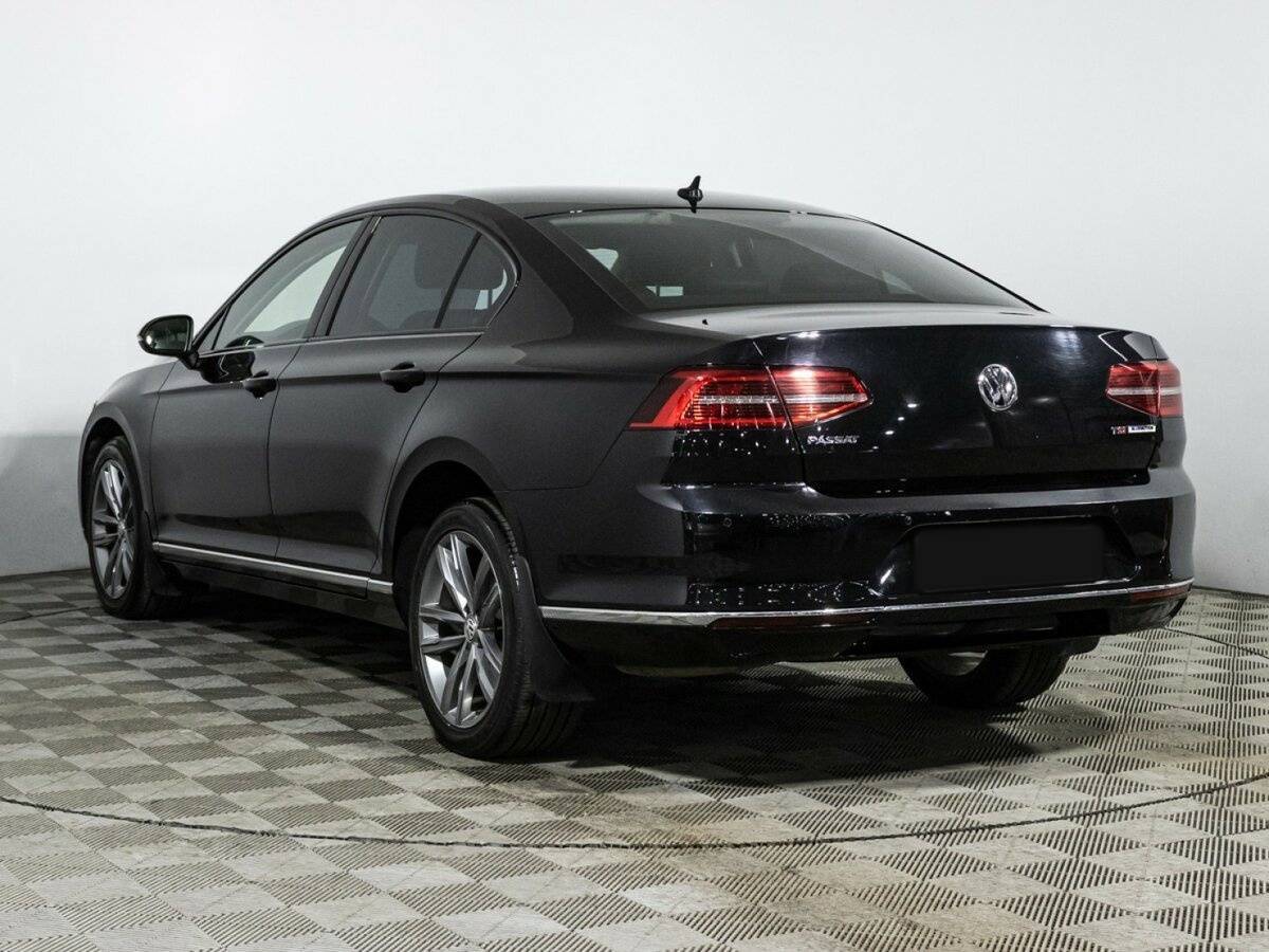 Купить Volkswagen Passat с пробегом. Фото: #6