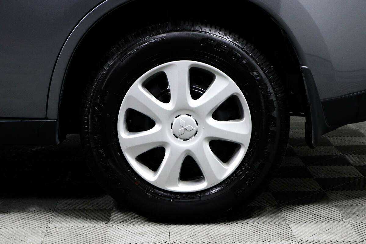 Купить Mitsubishi Outlander с пробегом. Фото: #13