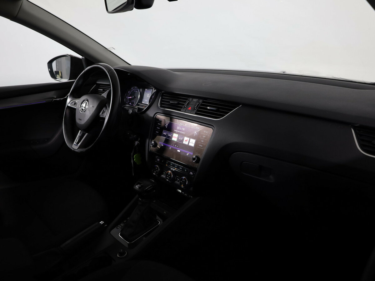 Купить Skoda Octavia с пробегом. Фото: #8