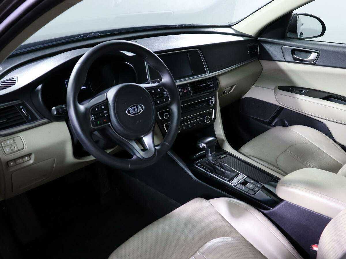 Купить Kia Optima с пробегом. Фото: #11
