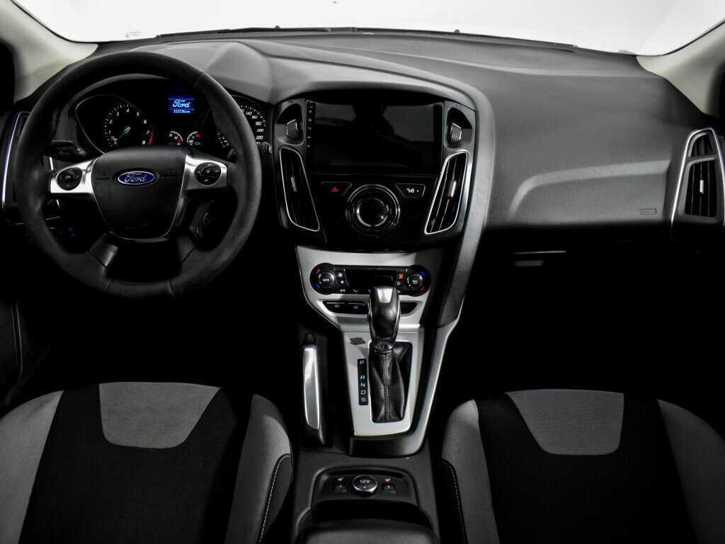 Купить Ford Focus с пробегом. Фото: #14