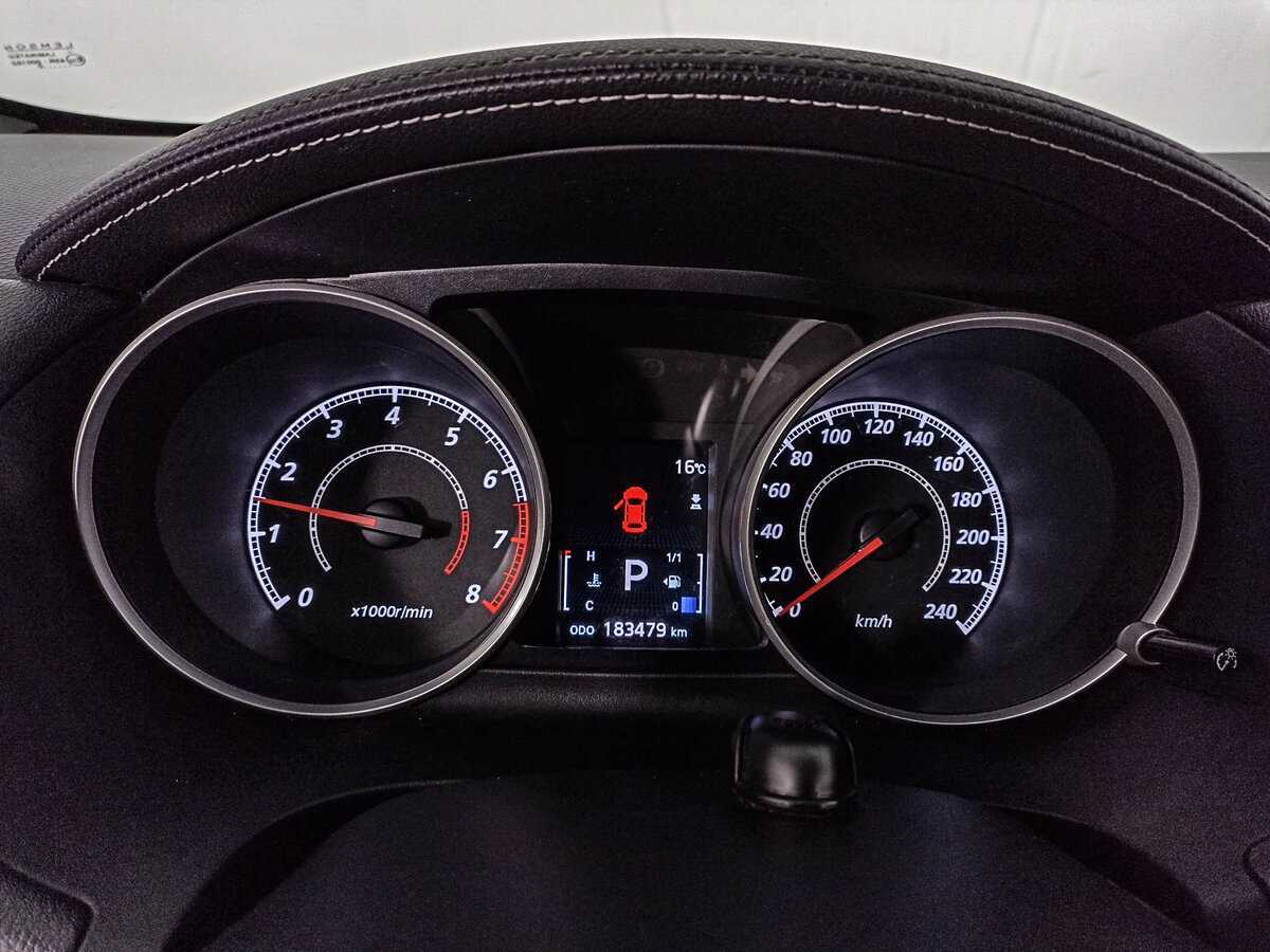 Купить Mitsubishi Outlander с пробегом. Фото: #12