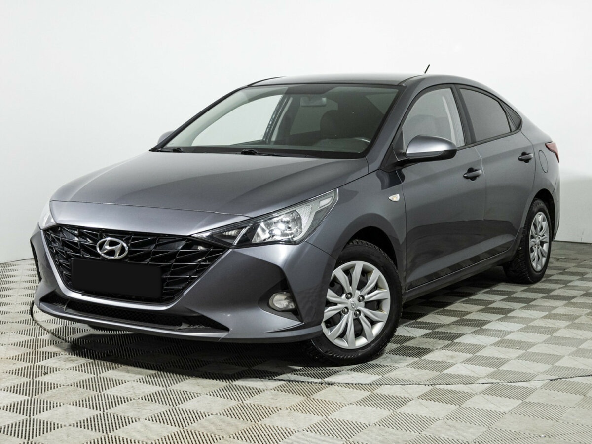 Купить Hyundai Solaris с пробегом. Посмотреть фото