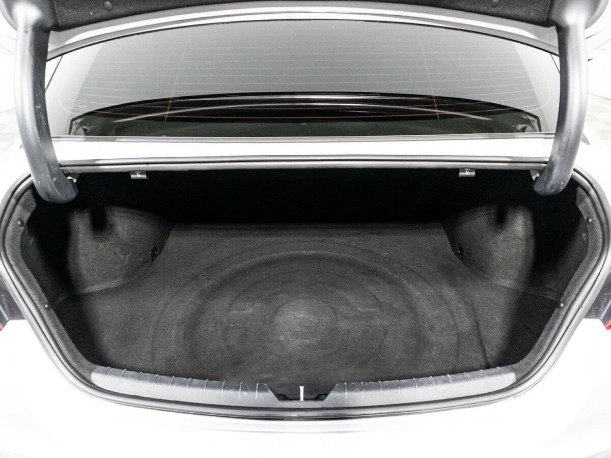 Купить Kia K5 с пробегом. Фото: #15