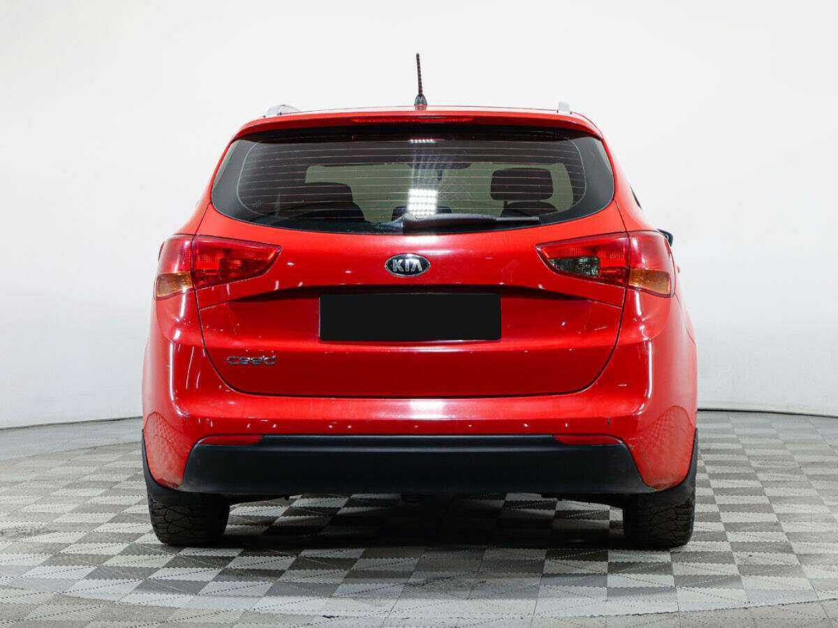 Купить Kia Ceed с пробегом. Фото: #5