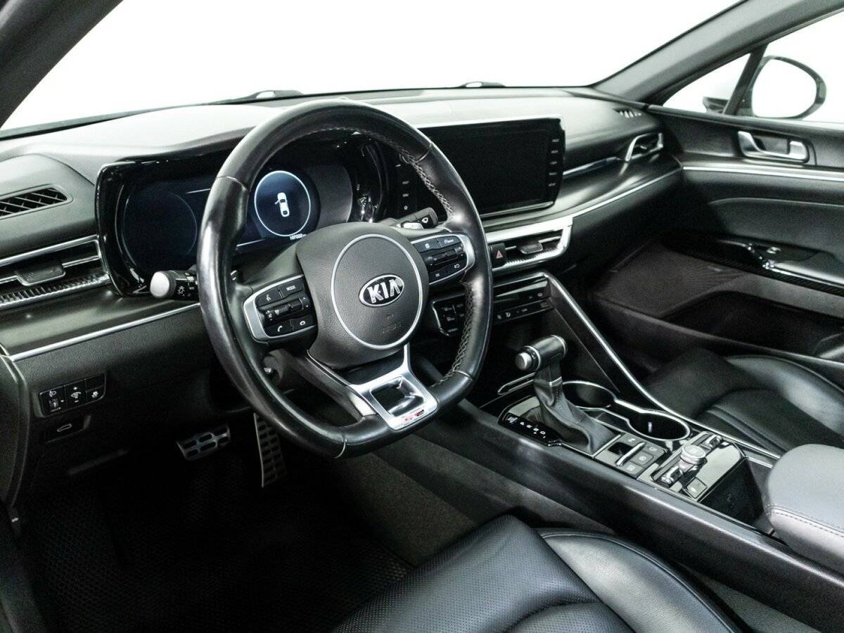 Купить Kia K5 с пробегом. Фото: #10
