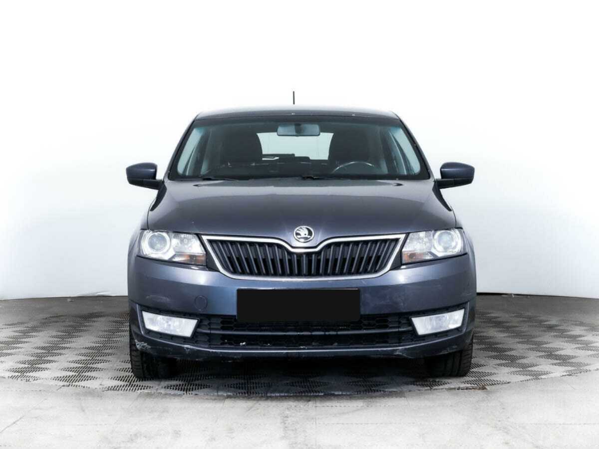 Купить Skoda Rapid с пробегом. Фото: #1