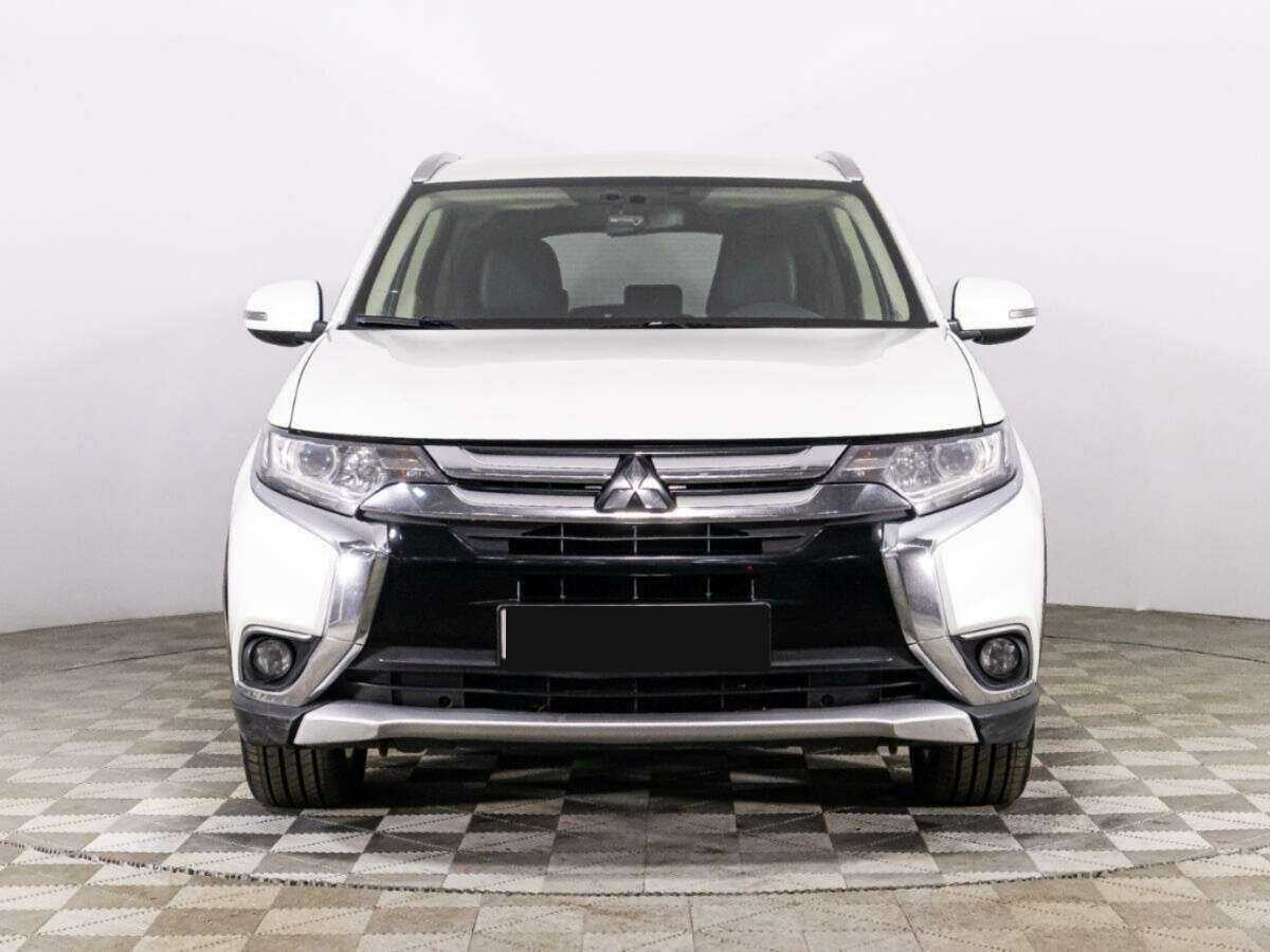 Купить Mitsubishi Outlander с пробегом. Фото: #1