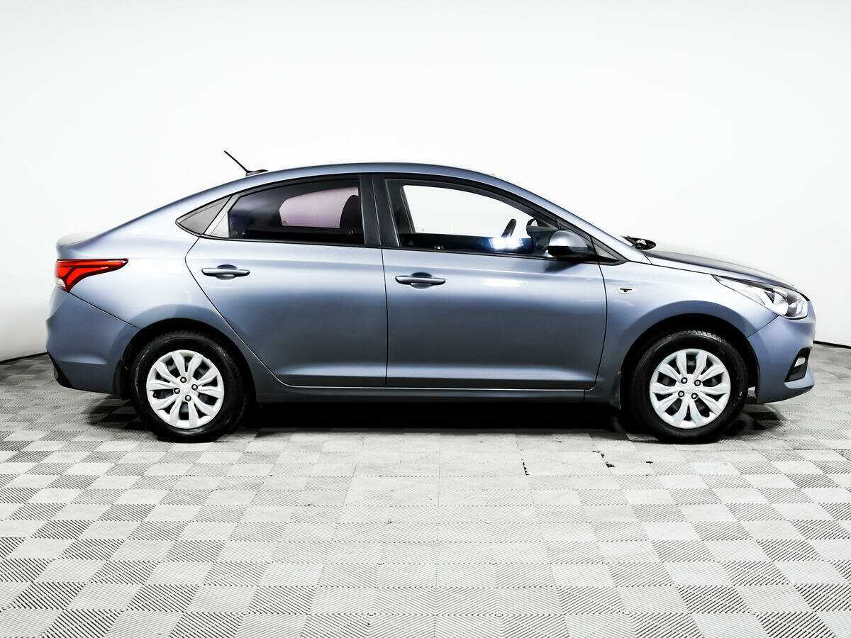 Купить Hyundai Solaris с пробегом. Фото: #3