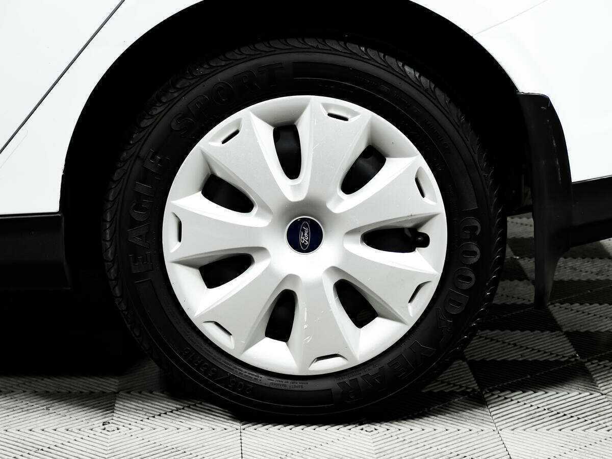 Купить Ford Focus с пробегом. Фото: #13