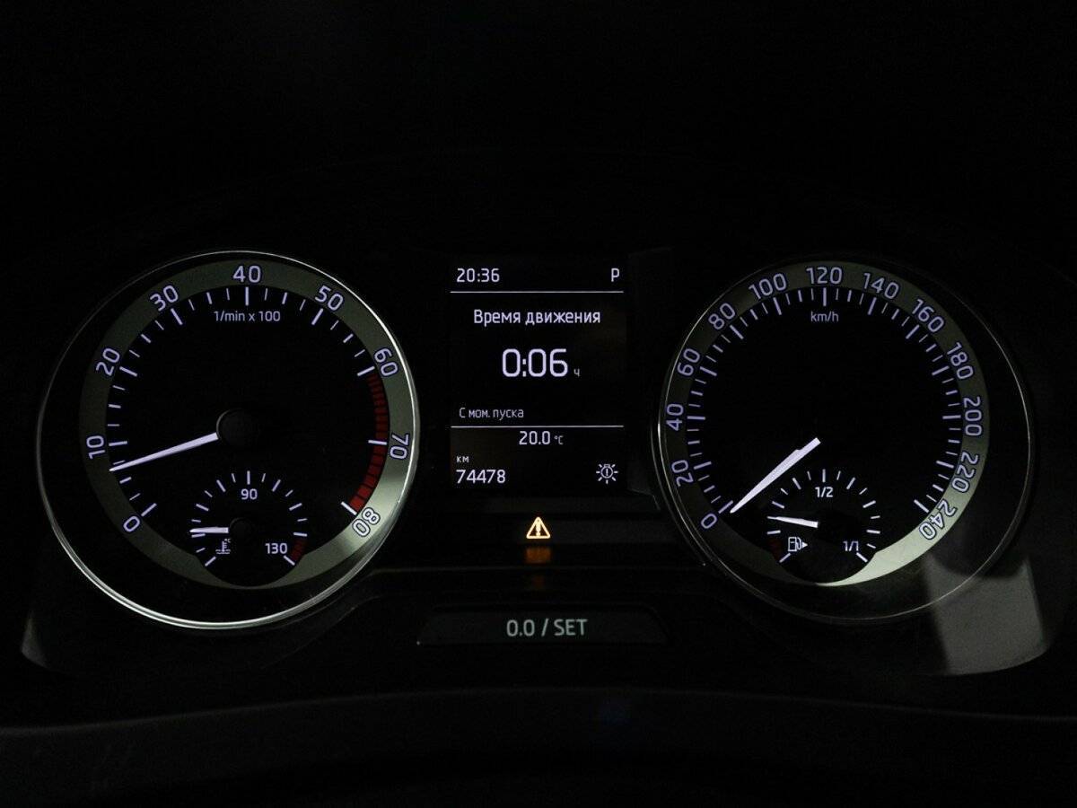 Купить Skoda Rapid с пробегом. Фото: #11