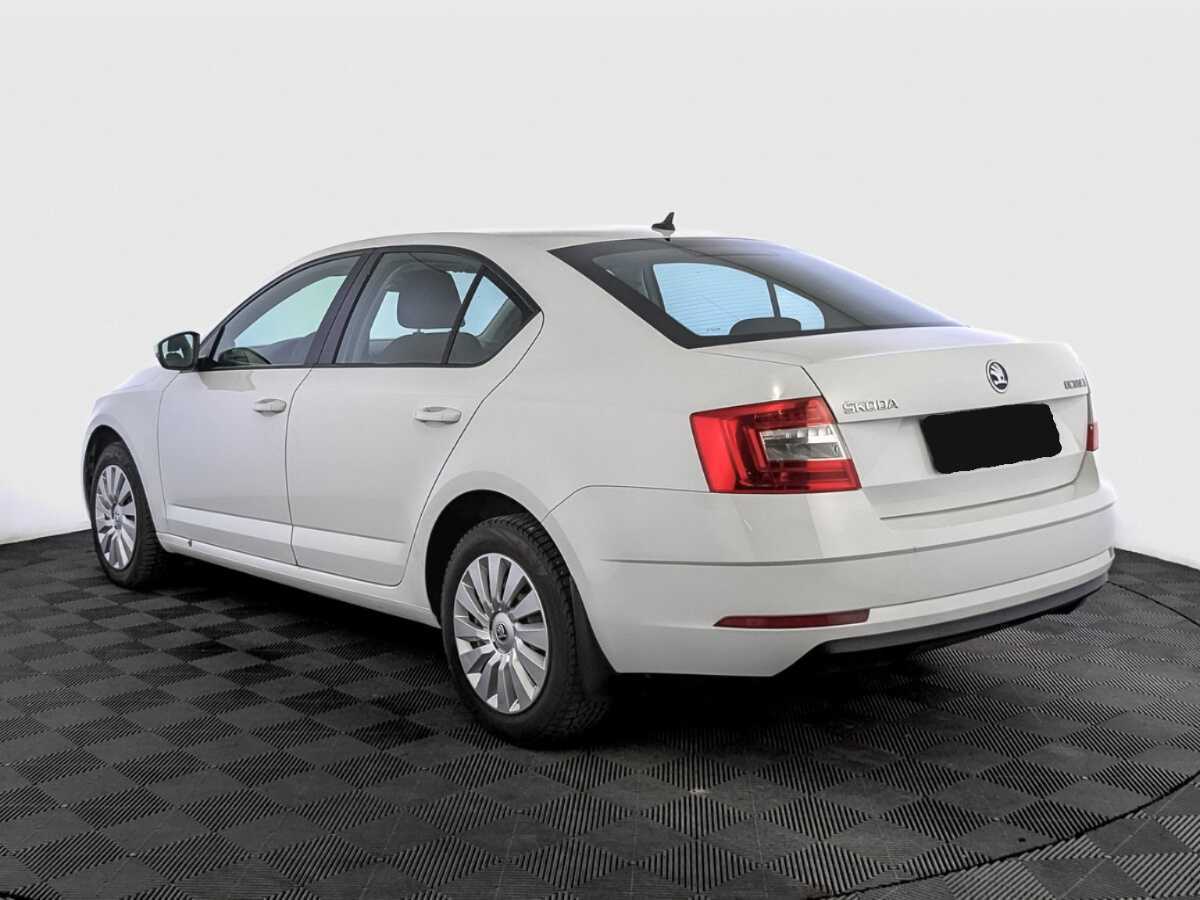 Купить Skoda Octavia с пробегом. Фото: #6
