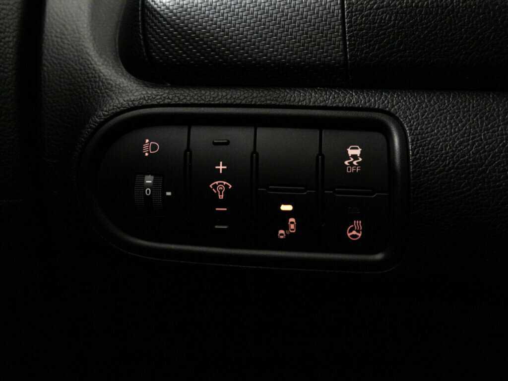 Купить Kia Cerato с пробегом. Фото: #17