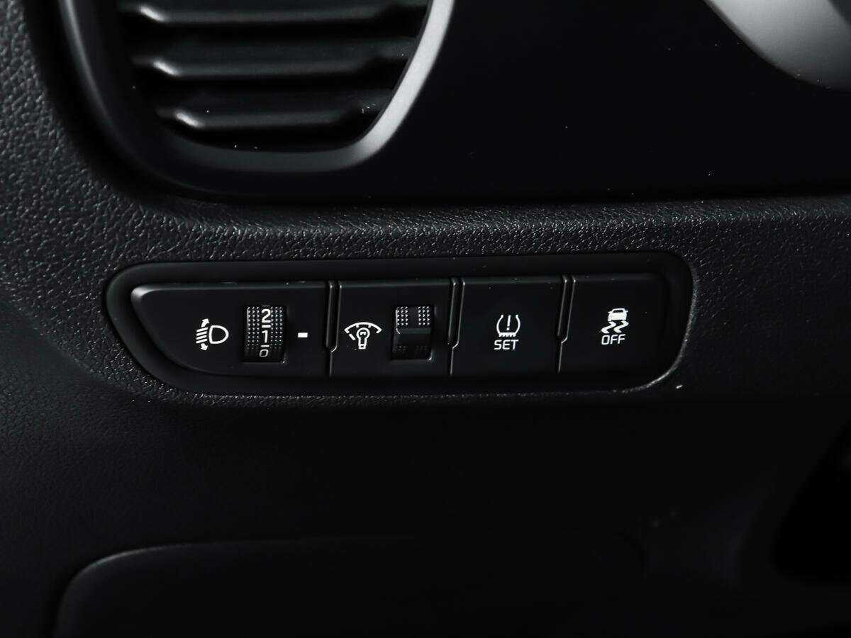 Купить Kia Rio с пробегом. Фото: #15