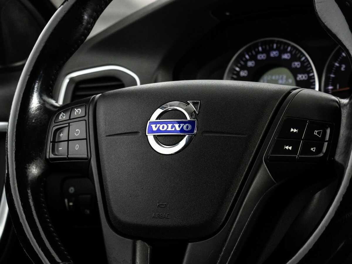 Купить Volvo S60 с пробегом. Фото: #10