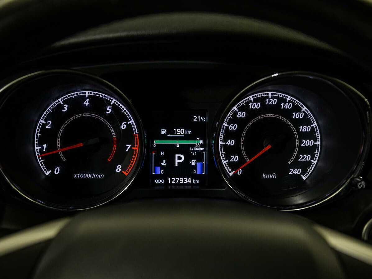 Купить Mitsubishi ASX с пробегом. Фото: #11